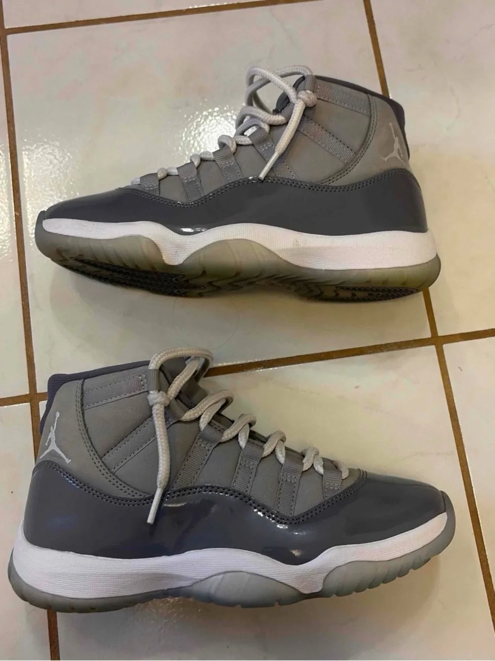 Jordan stylish gray